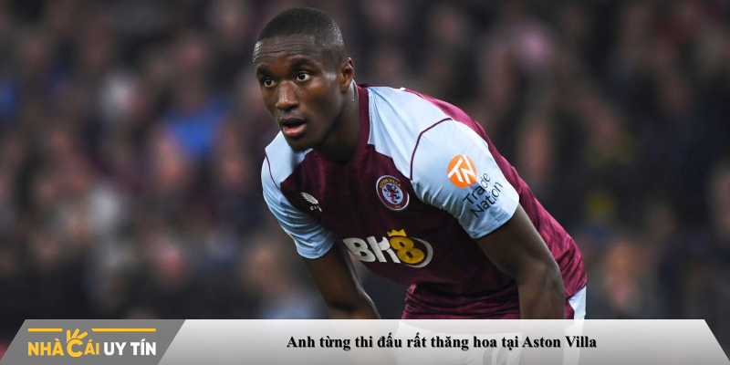 Anh từng thi đấu rất thăng hoa tại Aston Villa